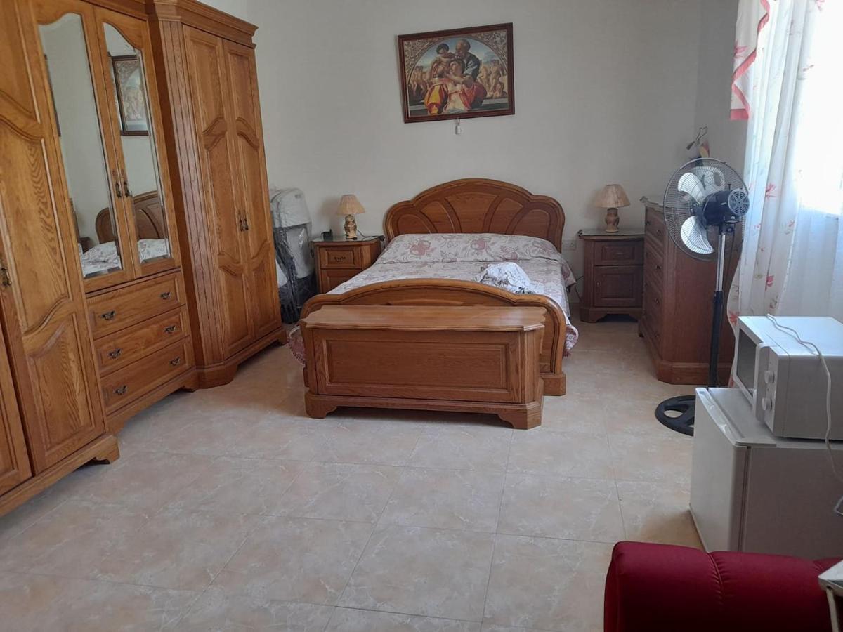 Habitación en casa particular Private Qormi